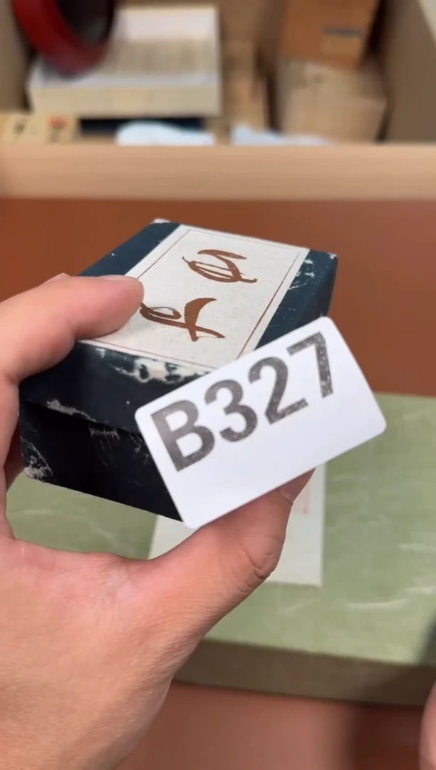 瓷片泉****司327中古商品默认微瑕谨慎参拍