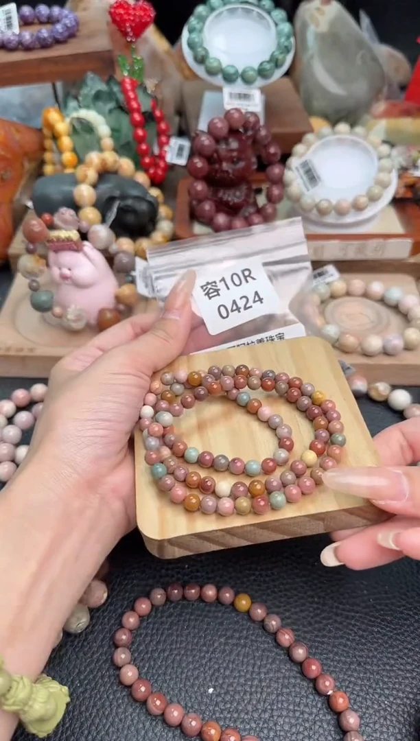 【闪购商品】石英质玉手链未镶嵌10R0424