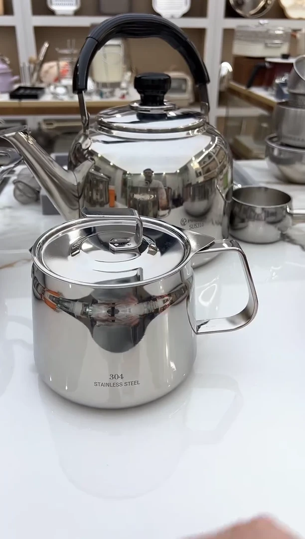 【闪购商品】不锈钢1200ml油壶