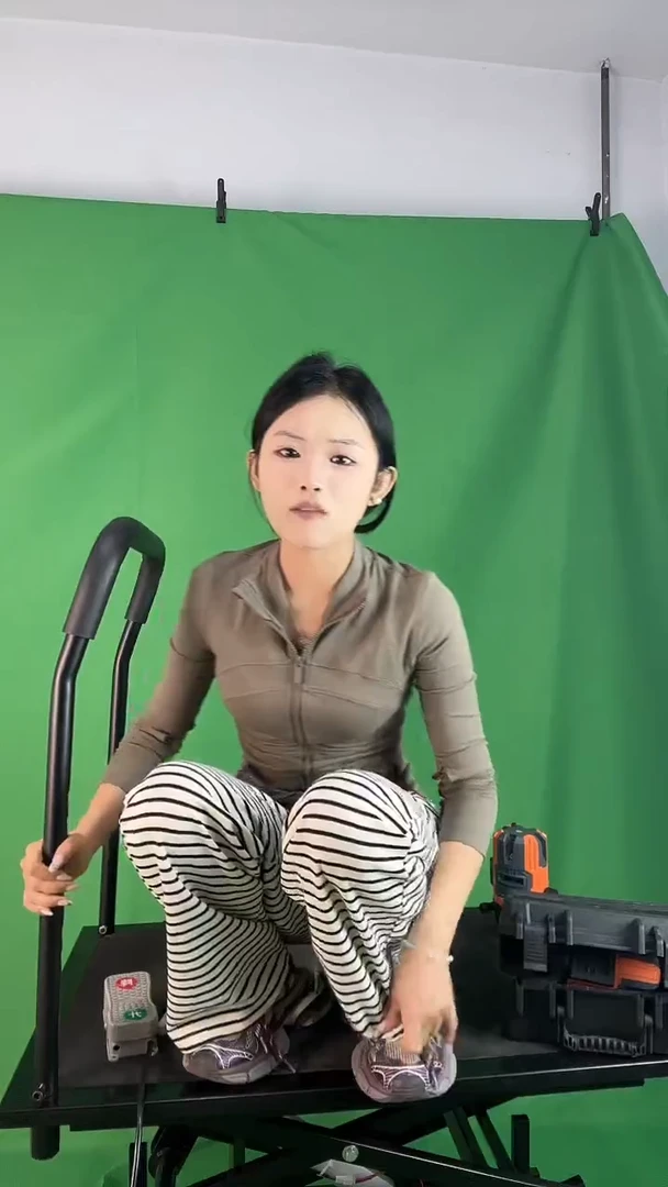 马凳电动升降马凳