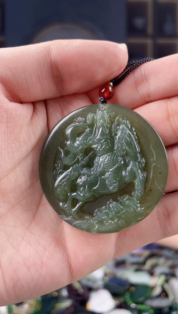 颈饰未镶嵌和田玉拍一发一，多样性发货