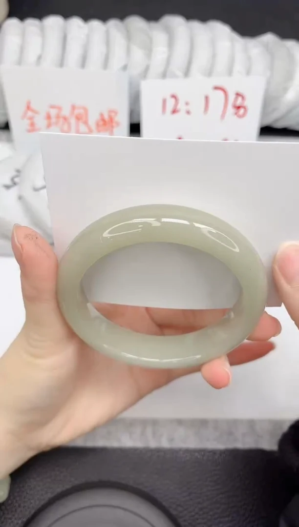 未镶嵌手镯石英质玉A54-60