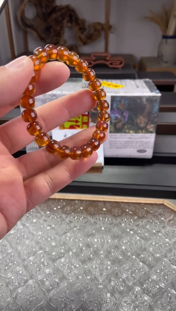 琥珀颈饰未镶嵌9+金棕红老型珠手串