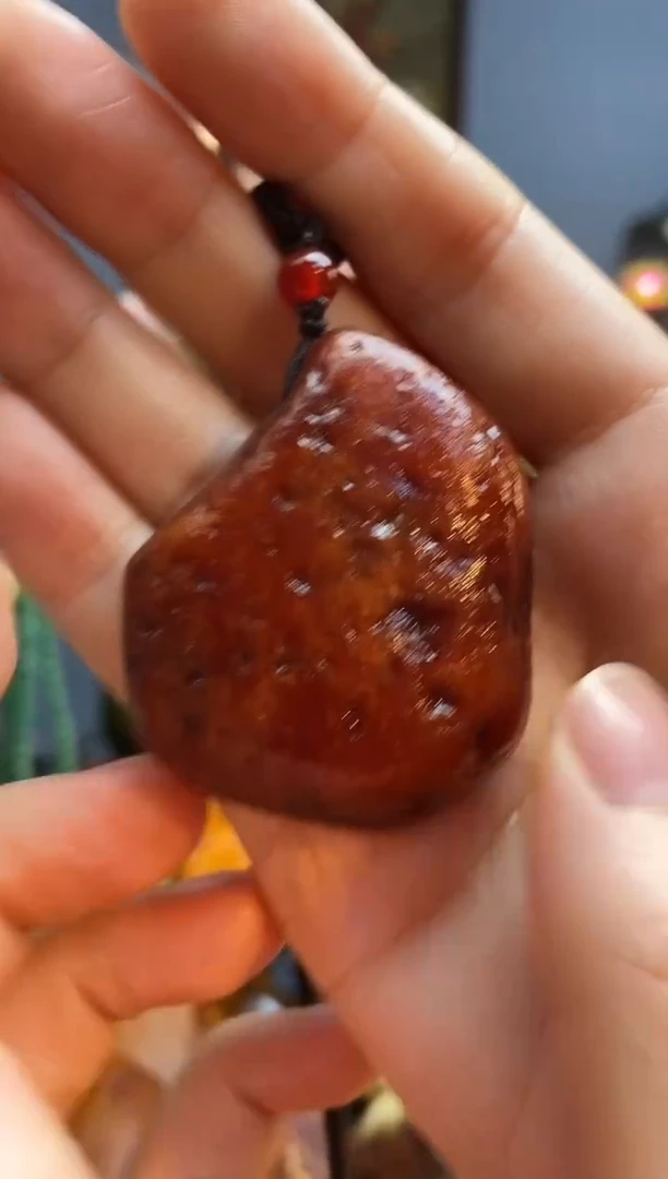 琥珀颈饰未镶嵌吊坠