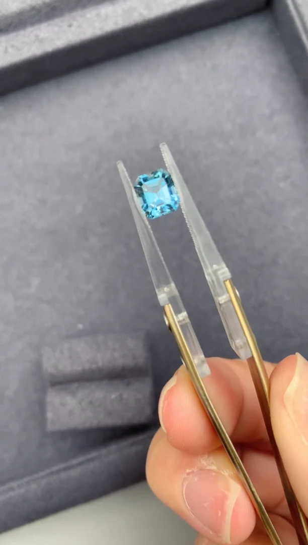 海蓝宝石裸石未镶嵌1.5ct海蓝宝 GF