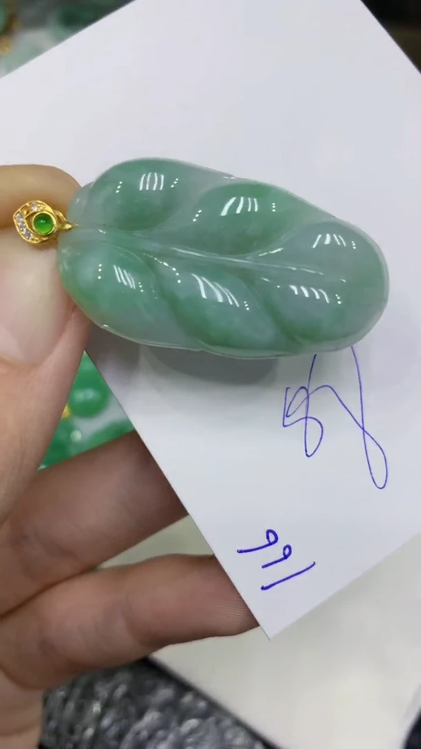 颈饰未镶嵌翡翠缅甸A货翡翠