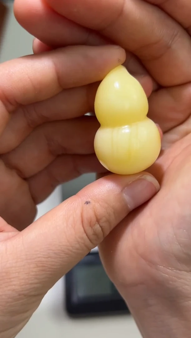 裸石琥珀未镶嵌琥珀蜜蜡吊坠
