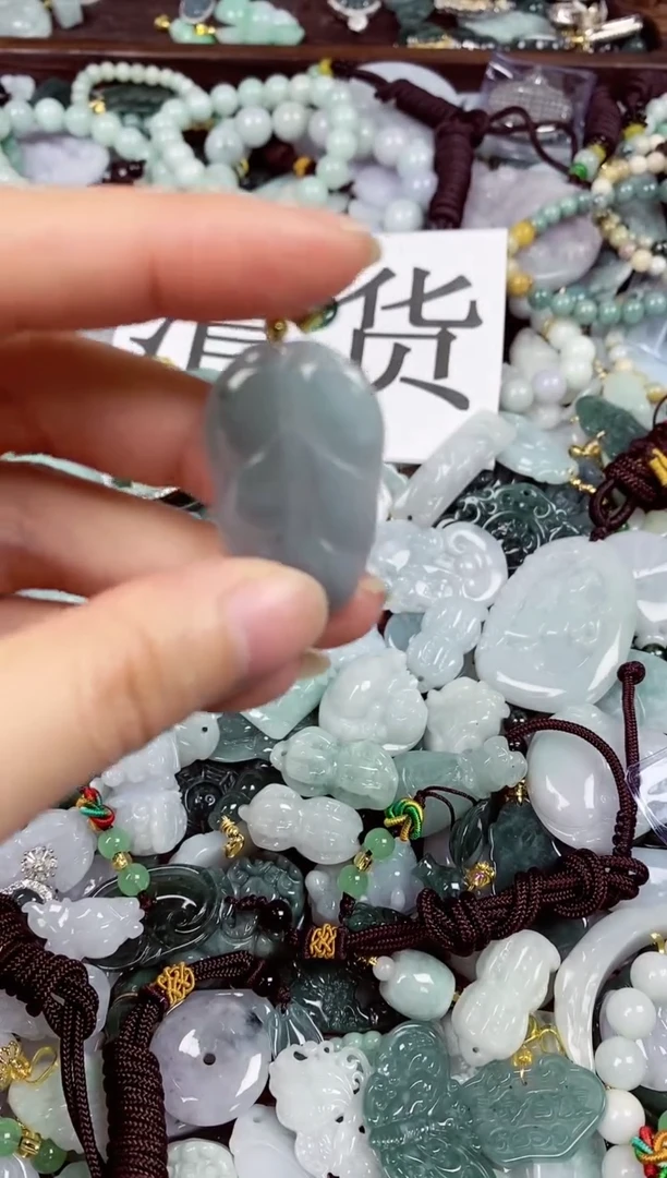 【闪购商品】翡翠颈饰未镶嵌天然A货翡翠1057