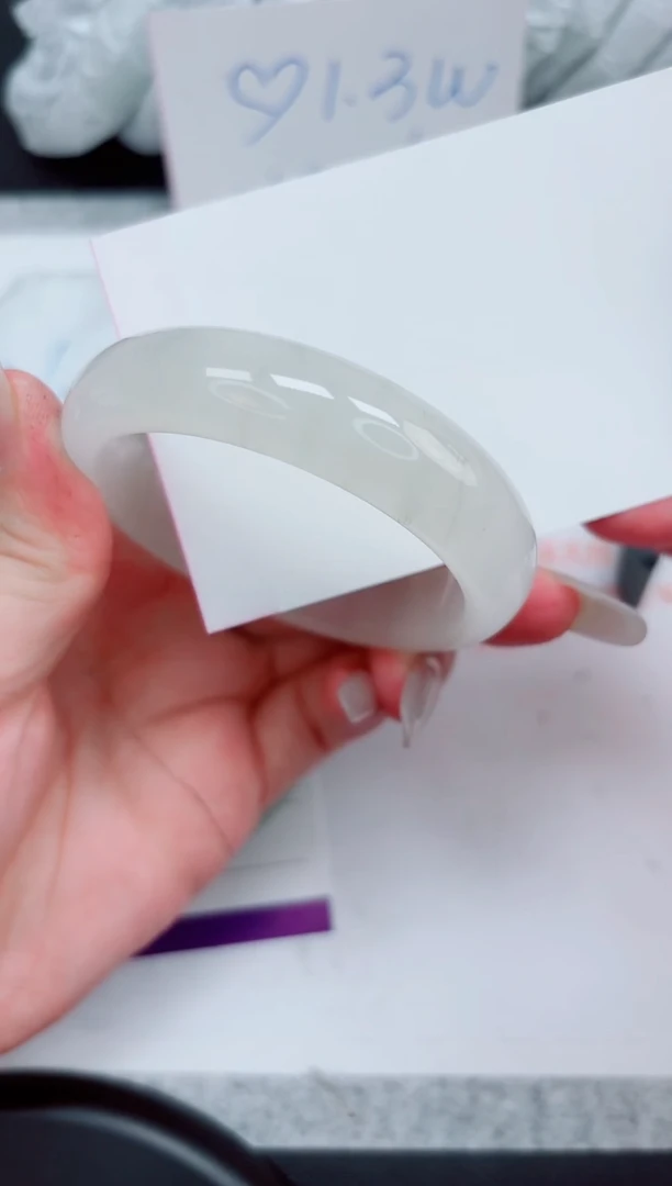 石英质玉手镯未镶嵌116-54