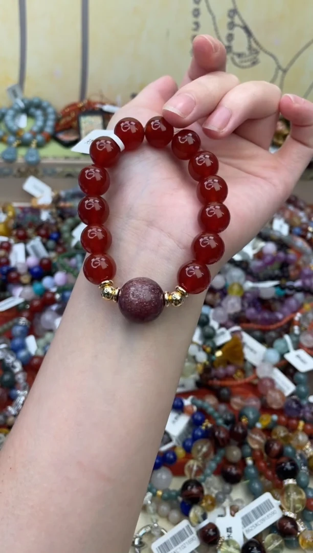 未镶嵌玛瑙手饰130