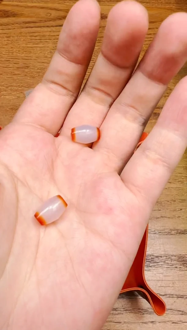 【 西亚珠饰 】配珠随发1颗