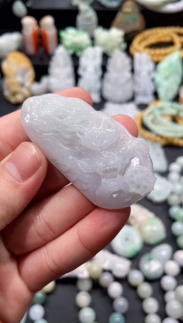 翡翠未镶嵌颈饰天然翡翠a货