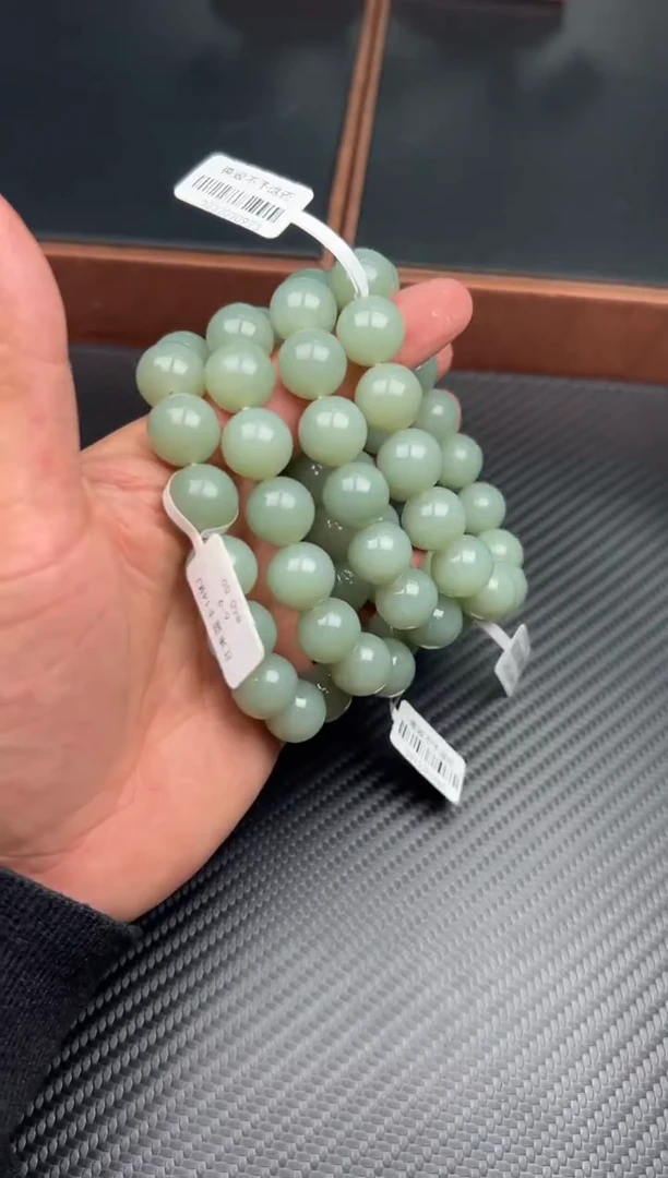 未镶嵌手串和田玉且末微色差近矿卡14多样性发货拍一发一JM