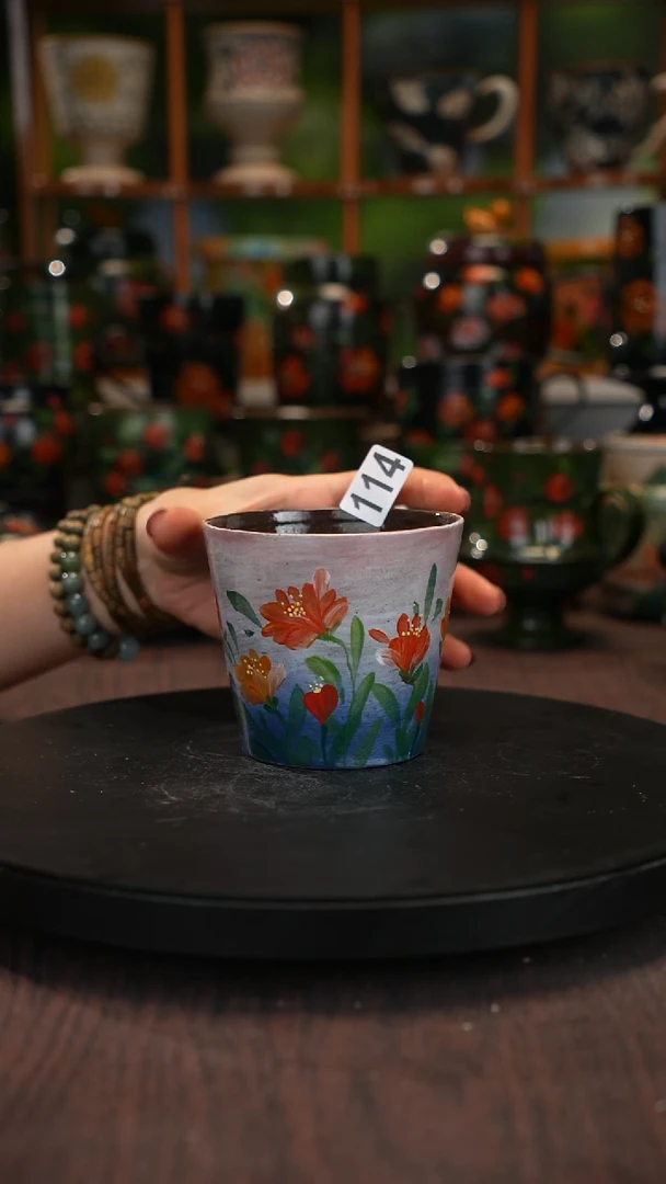 油画    手绘釉下彩杯子114