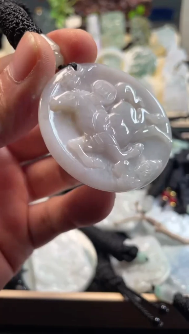 颈饰未镶嵌翡翠12/12/010