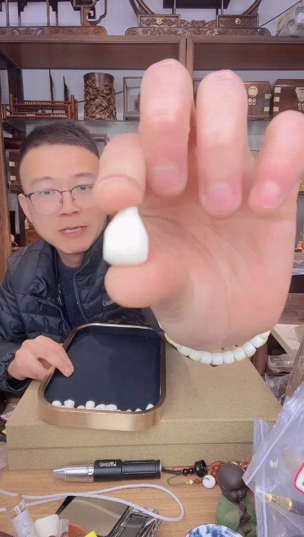 【闪购商品】乌木类书架555海三通单颗