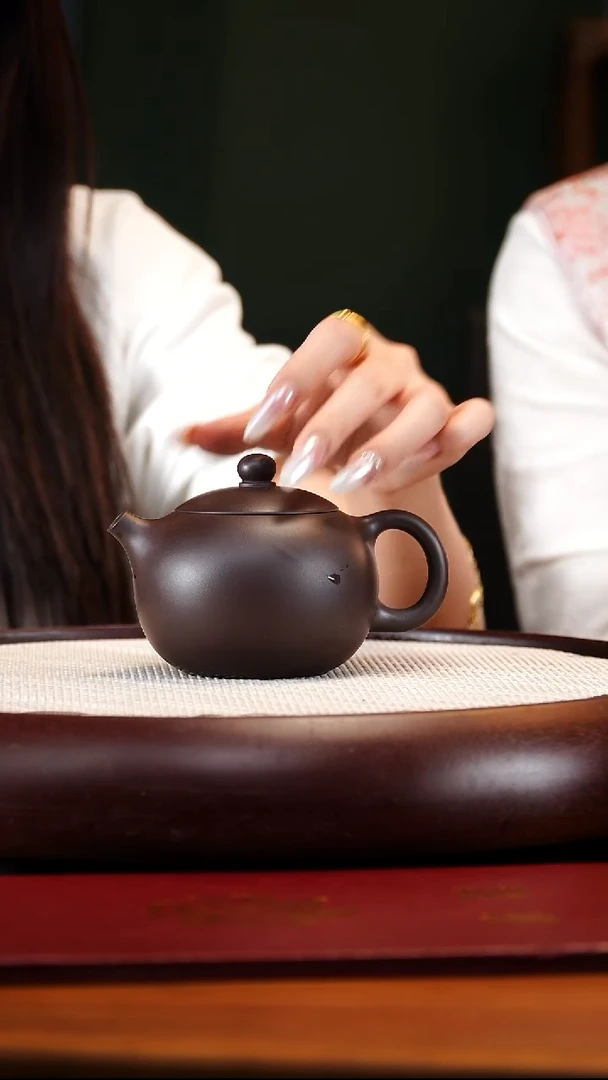 ZCP29黑墩头西施250cc