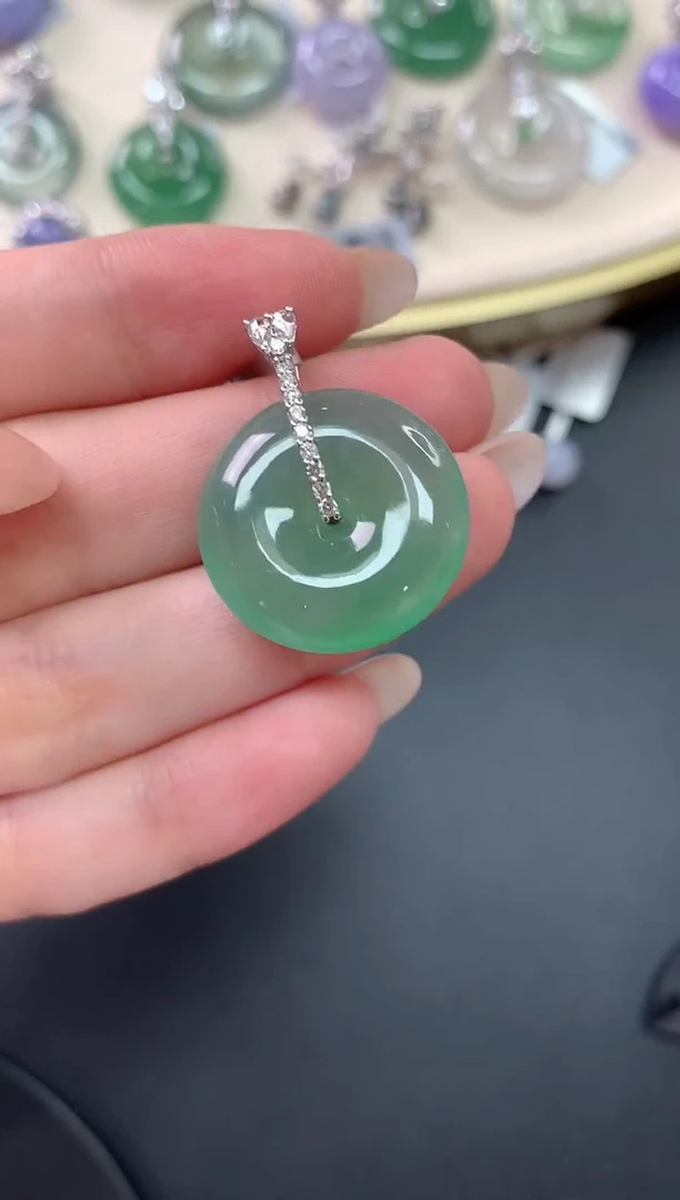 翡翠18K金镶嵌吊坠(不含链)X444|8800