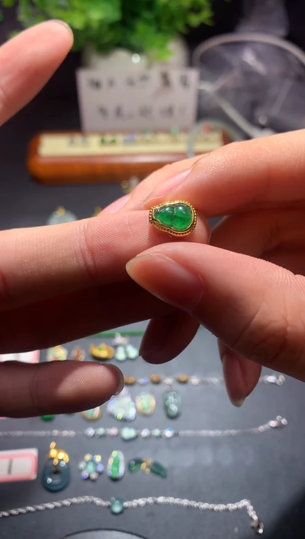 颈饰银S925镶嵌翡翠1