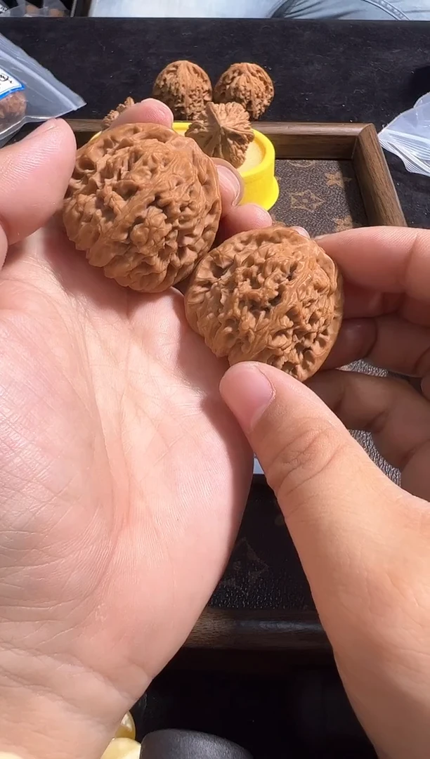 把件核桃42尺全品高桩三角疆