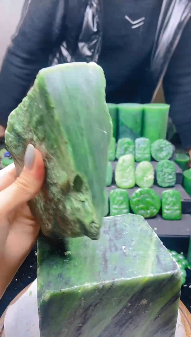 未镶嵌和田玉珠宝半成品1