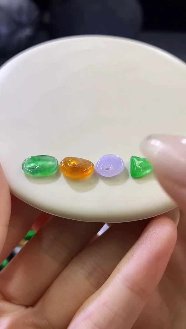 未镶嵌挂件翡翠特价一组随形