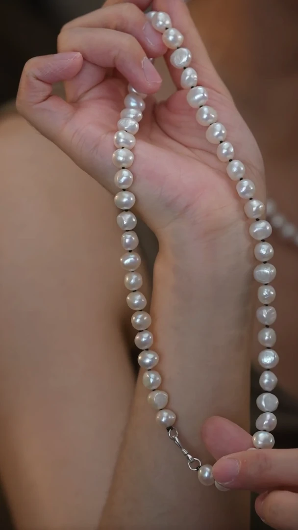 银S925镶嵌淡水珍珠项链黑色绳结款项链