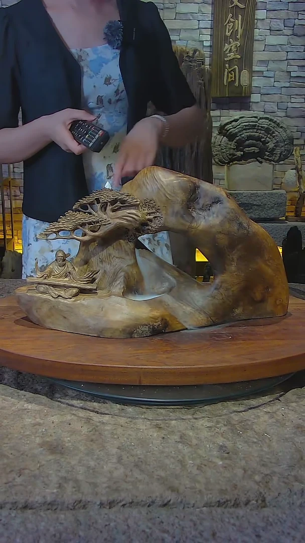 木感****人金丝楠枯木倒流香摆件