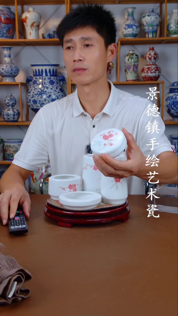 摆件景德镇手工手绘陶瓷摆件78