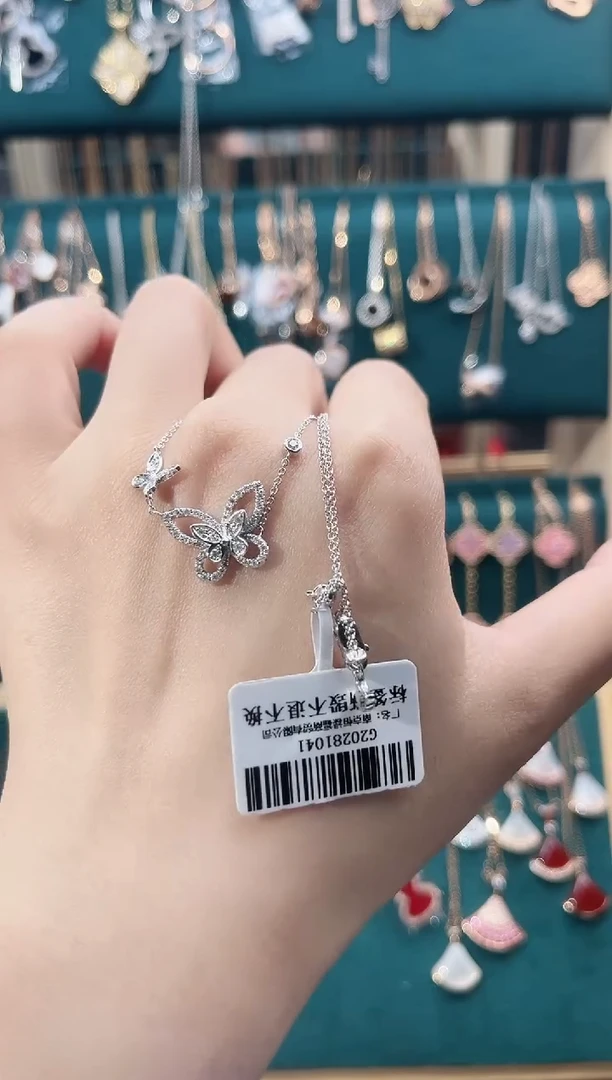 颈饰钻石18K金镶嵌18K金镶嵌钻石 K白