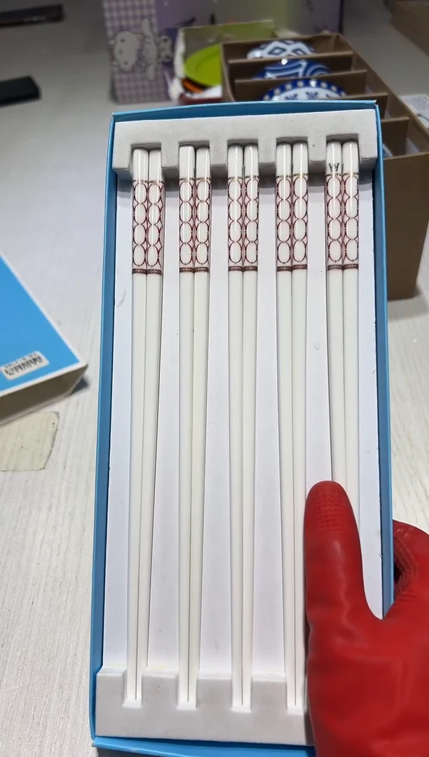 瓷片生活的本意是开心啊@@1