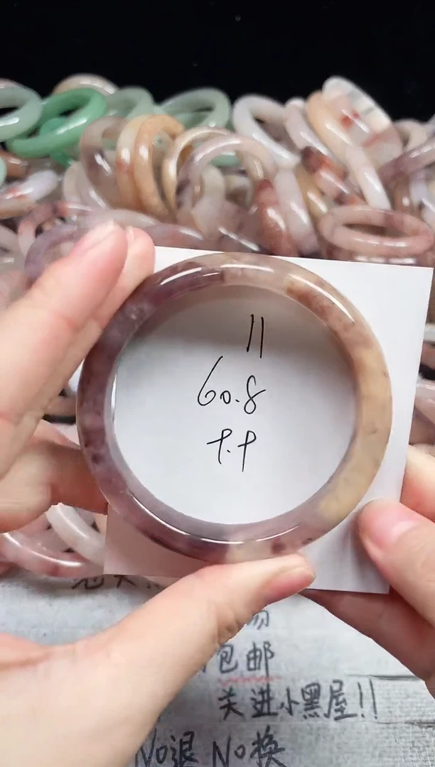 未镶嵌手镯石英质玉11