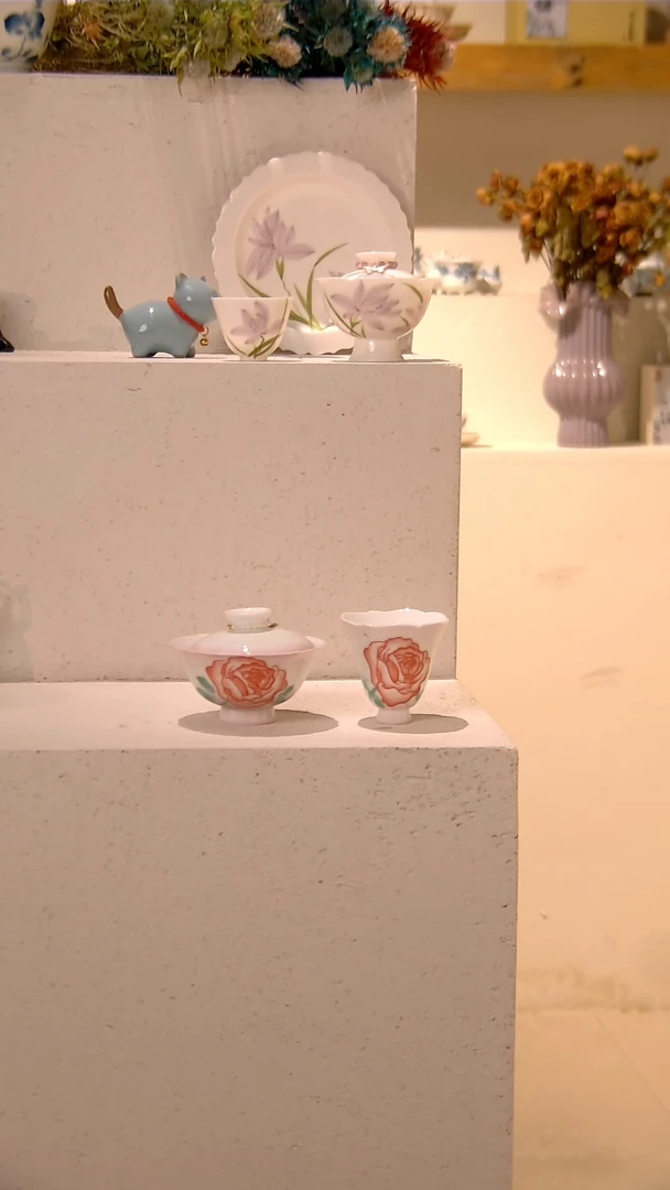 盖碗+茶杯*2 哈哈哈哈哈