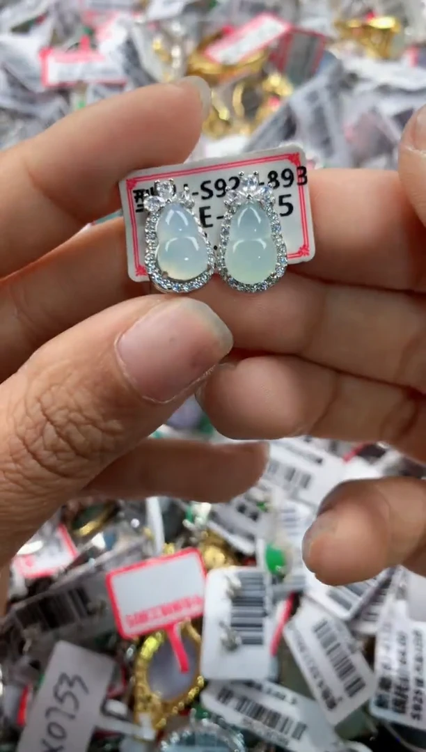 银S925镶嵌戒指翡翠11      1