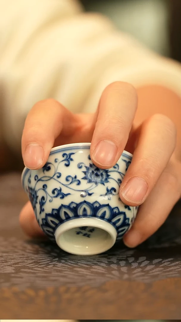 中式垂虹慕古缠枝莲铃铛杯