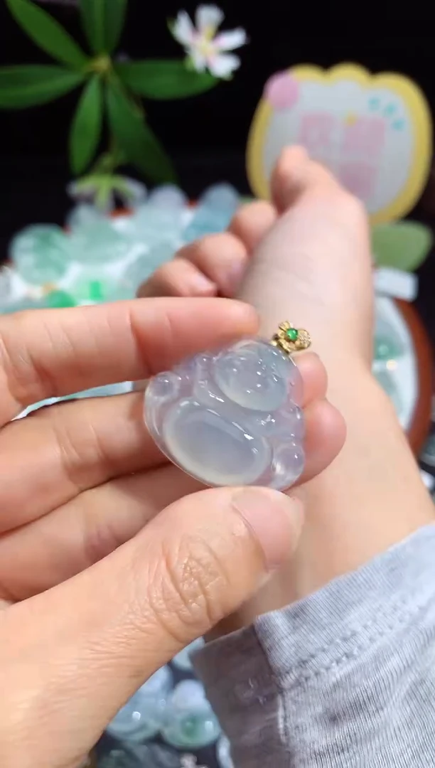 颈饰未镶嵌翡翠佛公