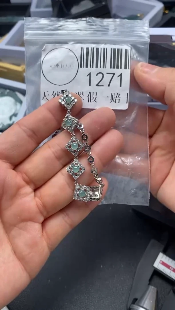 吊坠(不含链)未镶嵌翡翠1271