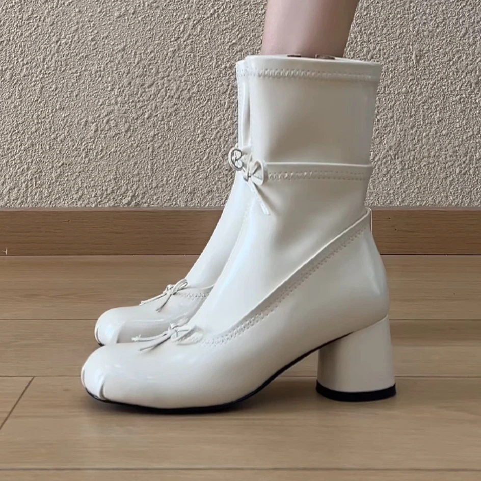 RubyL/5.5cm法式简约通勤复古百搭双蝴蝶结圆头粗跟瘦瘦靴女款