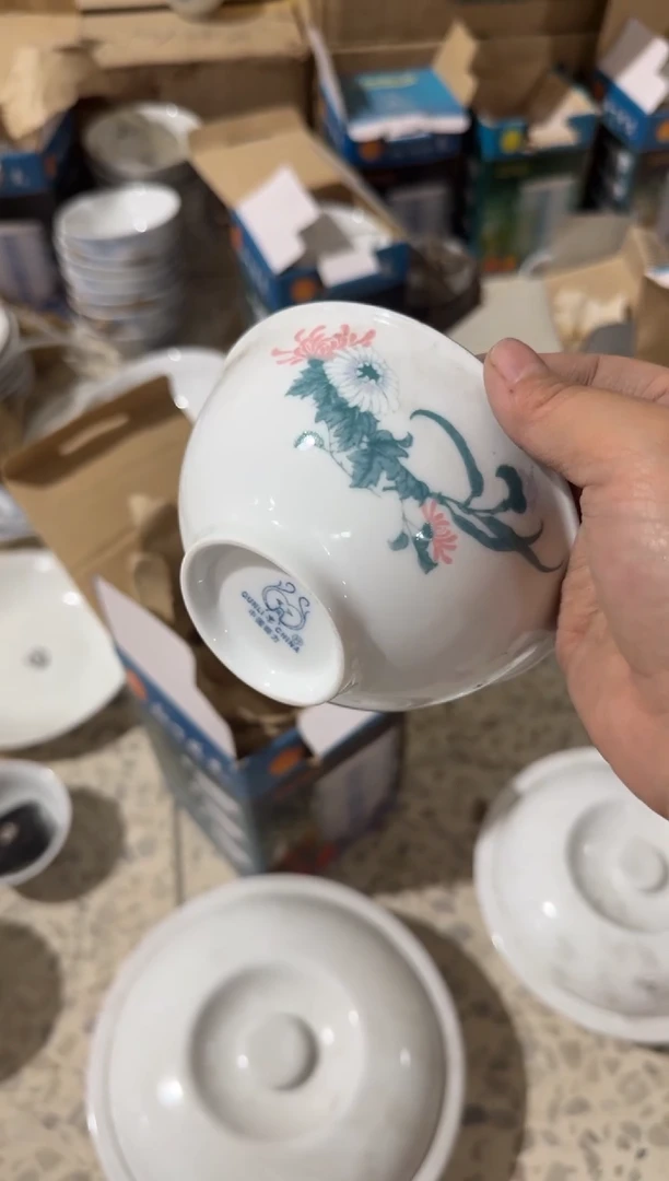 摆件碗12厘米微瑕请慎拍