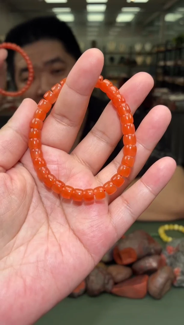 手串未镶嵌南红玛瑙单圈手串一条约7mm多样性发货