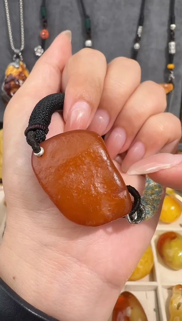 裸石琥珀未镶嵌琥珀