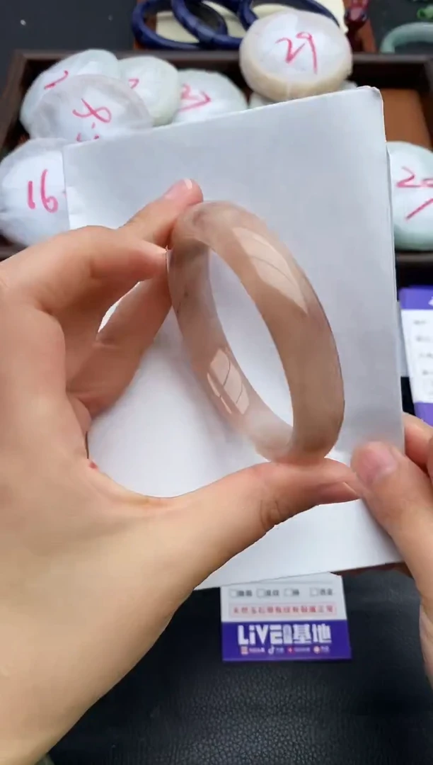 未镶嵌手镯石英质玉46+60.5