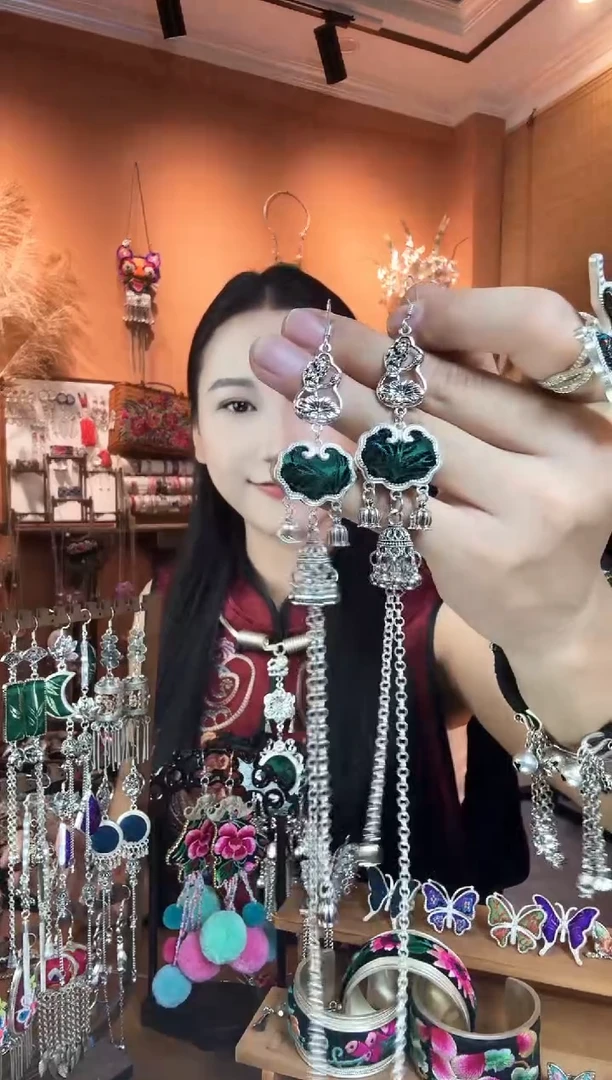 刺绣纯手工民族风耳环