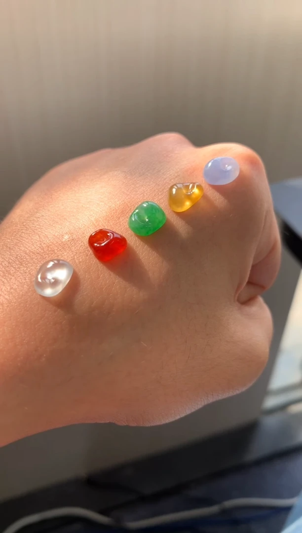 未镶嵌定制翡翠翡翠