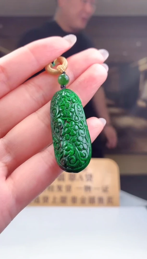 未镶嵌定制翡翠天然翡翠（拍一发一)