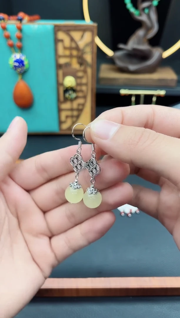 【闪购商品】玛瑙/玉髓耳钉银S925镶嵌323000