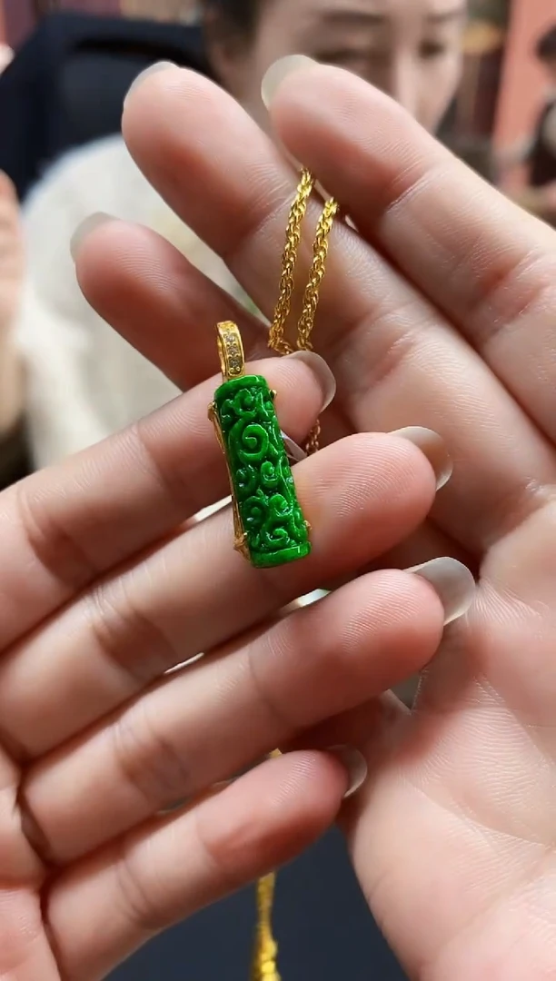颈饰未镶嵌翡翠翡翠吊坠-36