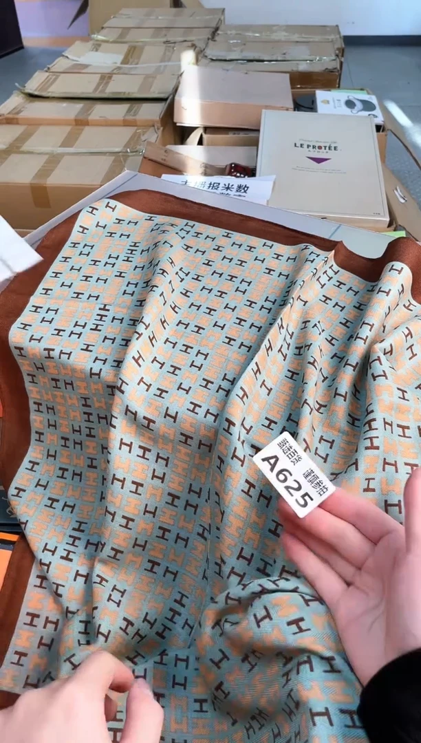 龙*甄选百货 谨慎参拍