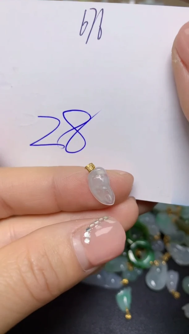 【闪购商品】翡翠挂件18K金镶嵌 天然翡翠A货