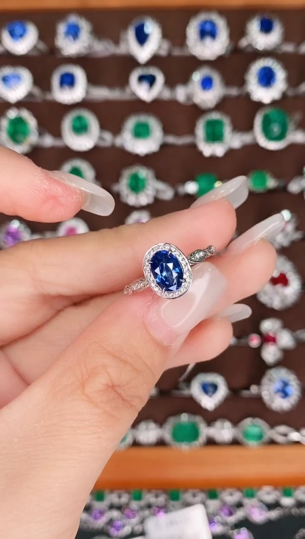 【闪购商品】蓝宝石18k金戒指18K金镶嵌1.08克拉